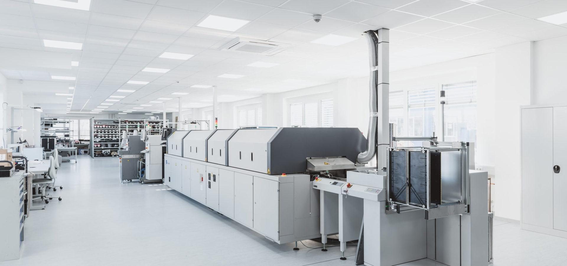 prodesign-1-leiterplatte-design-board-pcb Reinraum Arbeiten Leiterplatten Technik Hersteller